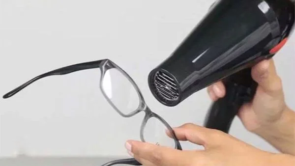 Nguyên nhân gọng kính bị lệch